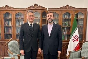 إیران والیابان تبحثان آخر التطورات فی الملف النووی ورفع العقوبات

