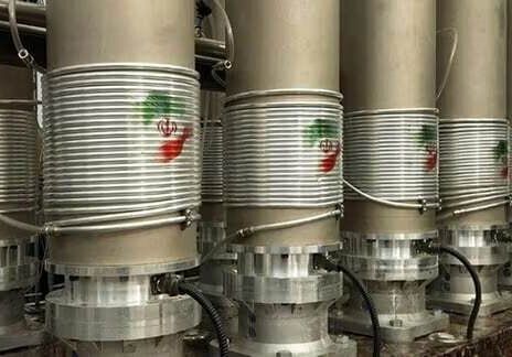 دبلوماسی مطلع على المفاوضات: المواد النوویة لن تنقل إلی خارج إیران