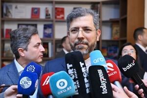 خطیب زاده: الهجوم الأمریکی على سفینة إیرانیة غیر مسلحة تکرار لأعمال النازیین